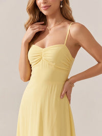 JOVELLEE Yellow Sweetheart Ruched Bust Chiffon Maxi Dress