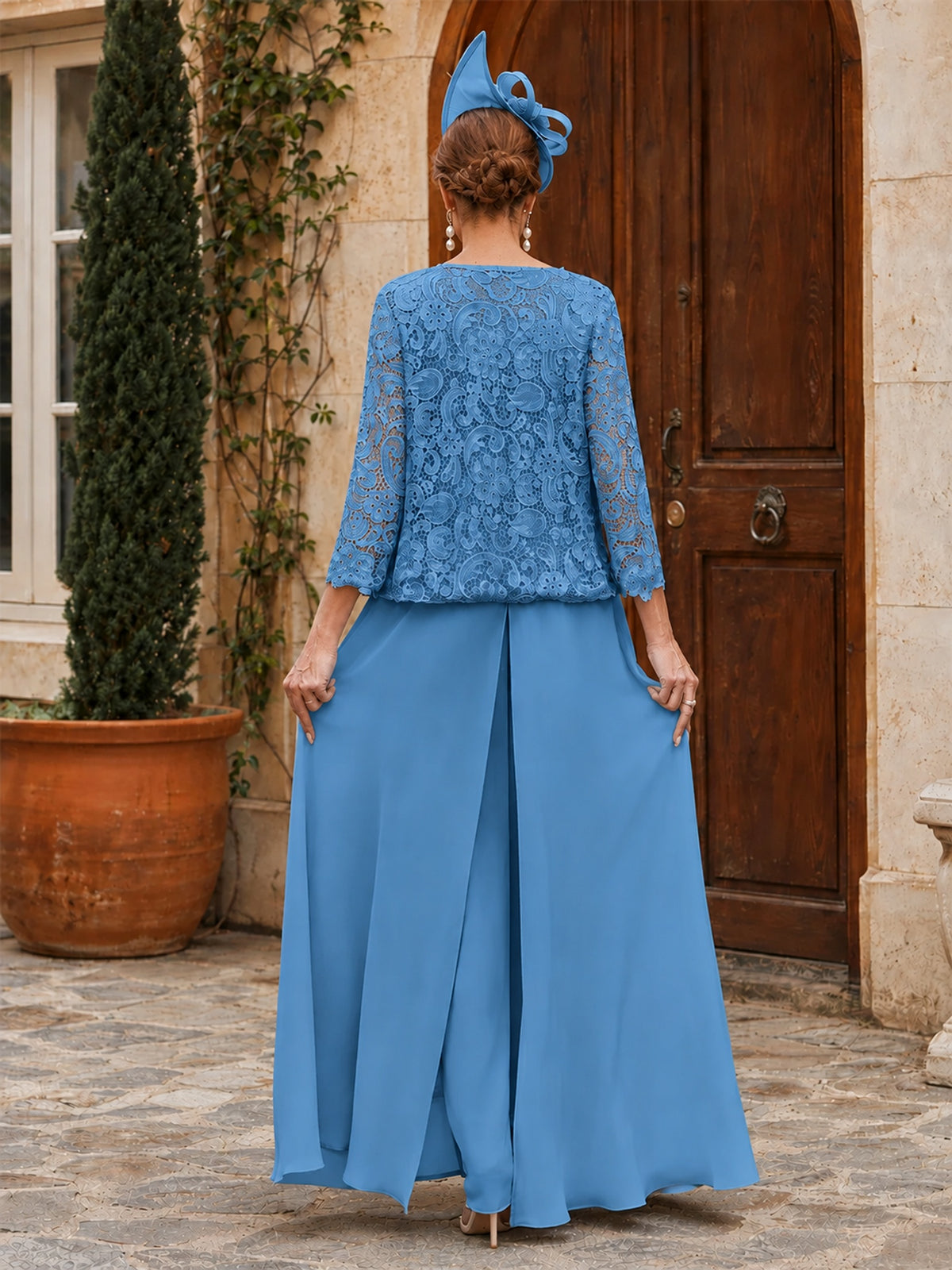 Elegant 3-Piece Chiffon Mother of the Bride Pantsuit with Floral Applique Jacket