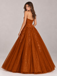 Strapless Sweetheart Tulle Ball Gown Prom Dress with Lace Appliques