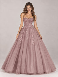 Strapless Sweetheart Tulle Ball Gown Prom Dress with Lace Appliques