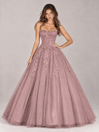 Strapless Sweetheart Tulle Ball Gown Prom Dress with Lace Appliques