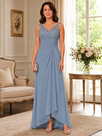Elegant Chiffon Mother of the Bride Dress with Lace Applique and Cape Sleeves