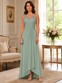 Elegant Chiffon Mother of the Bride Dress with Lace Applique and Cape Sleeves