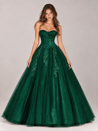 Strapless Sweetheart Tulle Ball Gown Prom Dress with Lace Appliques