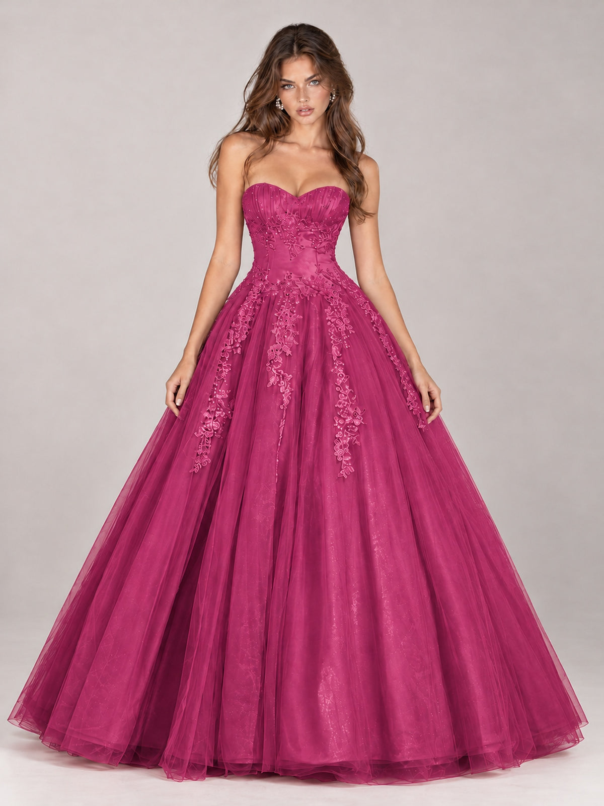 Strapless Sweetheart Tulle Ball Gown Prom Dress with Lace Appliques