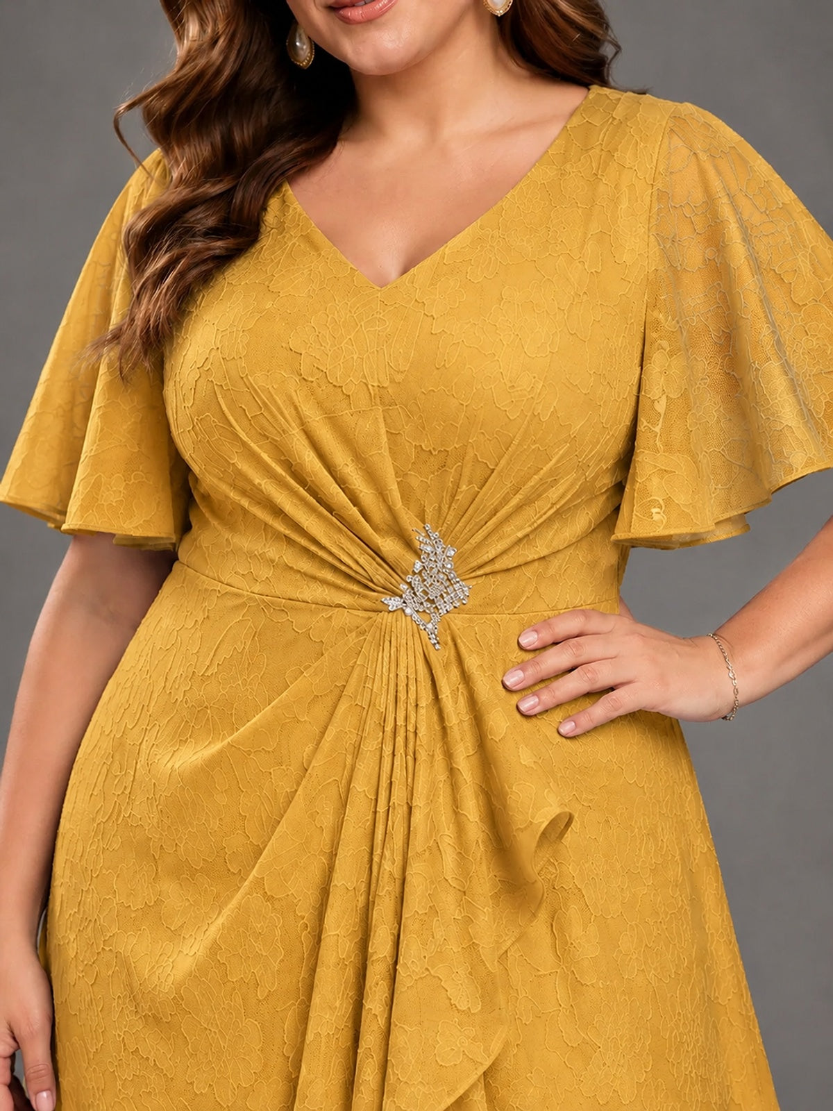 Jacquard Chiffon A-Line V-Neck High-Low Mother of the Bride Dress