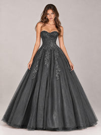 Strapless Sweetheart Tulle Ball Gown Prom Dress with Lace Appliques