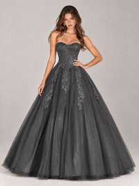 Strapless Sweetheart Tulle Ball Gown Prom Dress with Lace Appliques