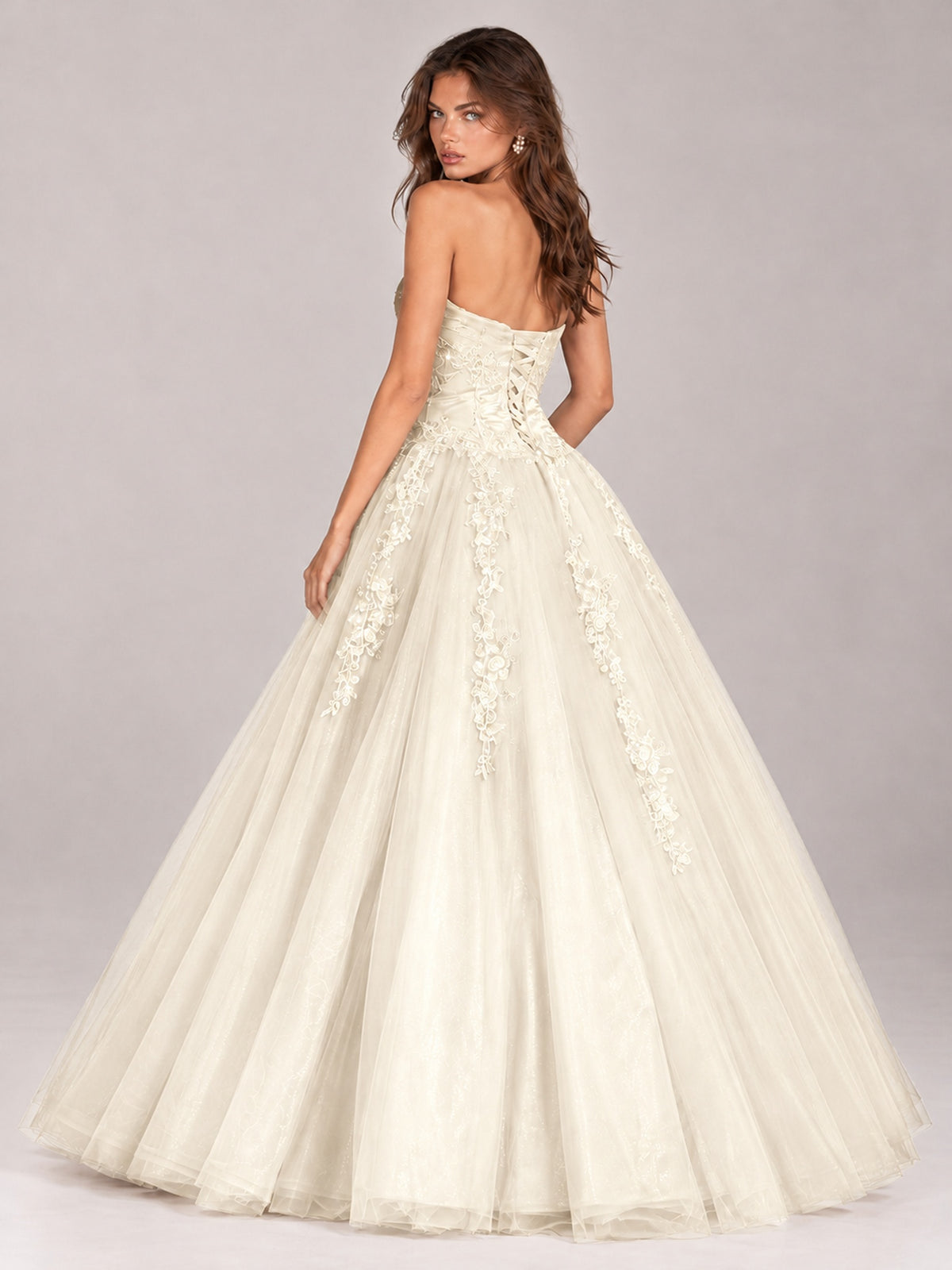 Strapless Sweetheart Tulle Ball Gown Prom Dress with Lace Appliques