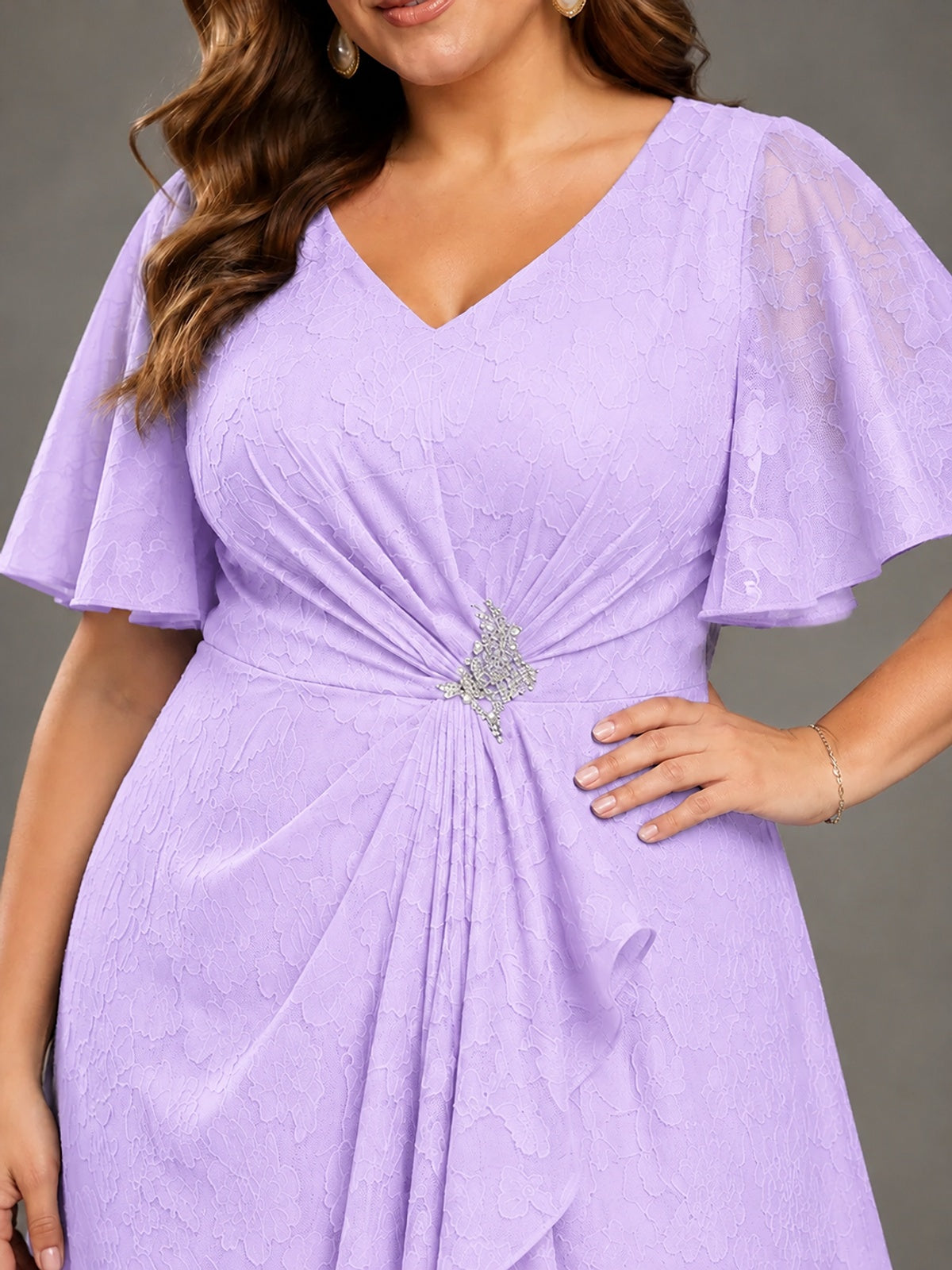 Jacquard Chiffon A-Line V-Neck High-Low Mother of the Bride Dress