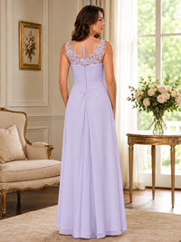 Elegant Chiffon Mother of the Bride Dress with Lace Applique and Cape Sleeves