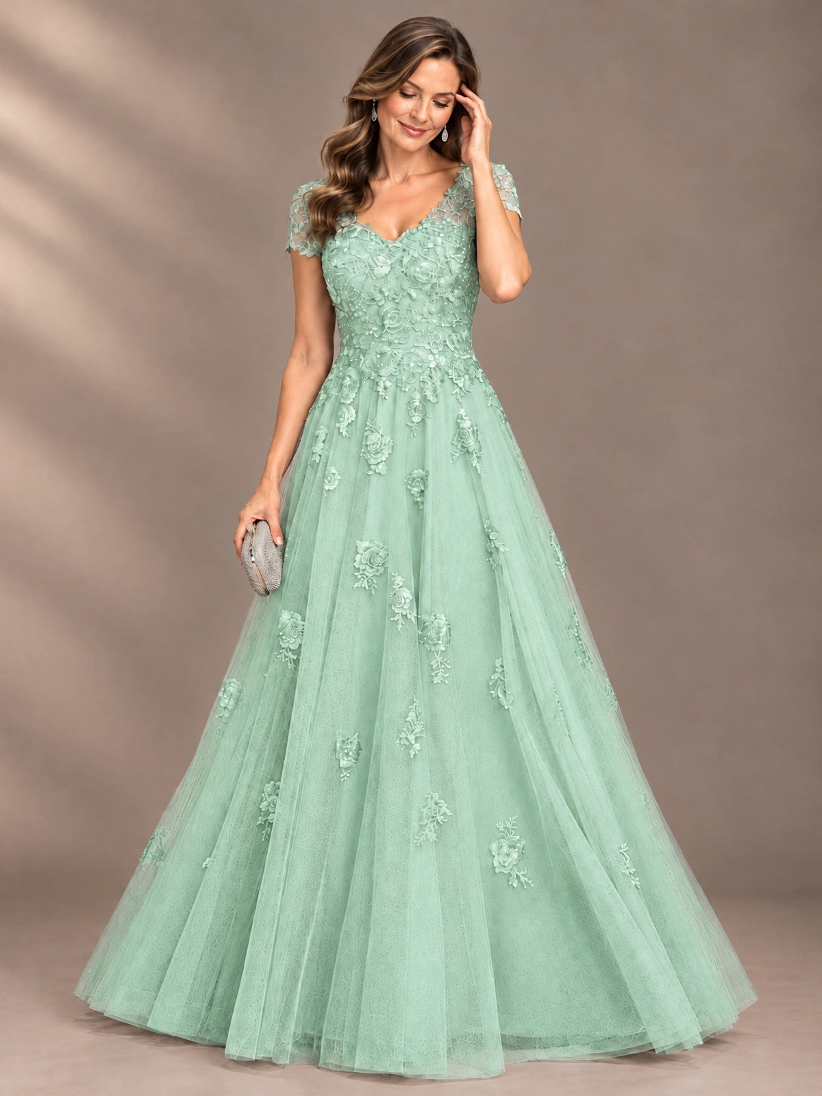 Lace Appliques A-line Mother of The Bride Dresses with Short Sleeves