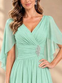 Ruched V Neck Mother of The Bride Dresses with Shawls Appliques and Cap Sleeves