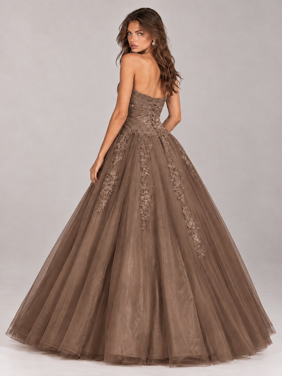 Strapless Sweetheart Tulle Ball Gown Prom Dress with Lace Appliques
