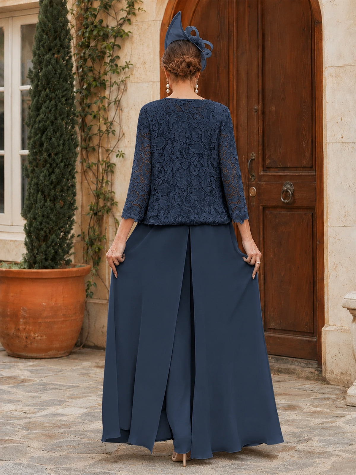 Elegant 3-Piece Chiffon Mother of the Bride Pantsuit with Floral Applique Jacket