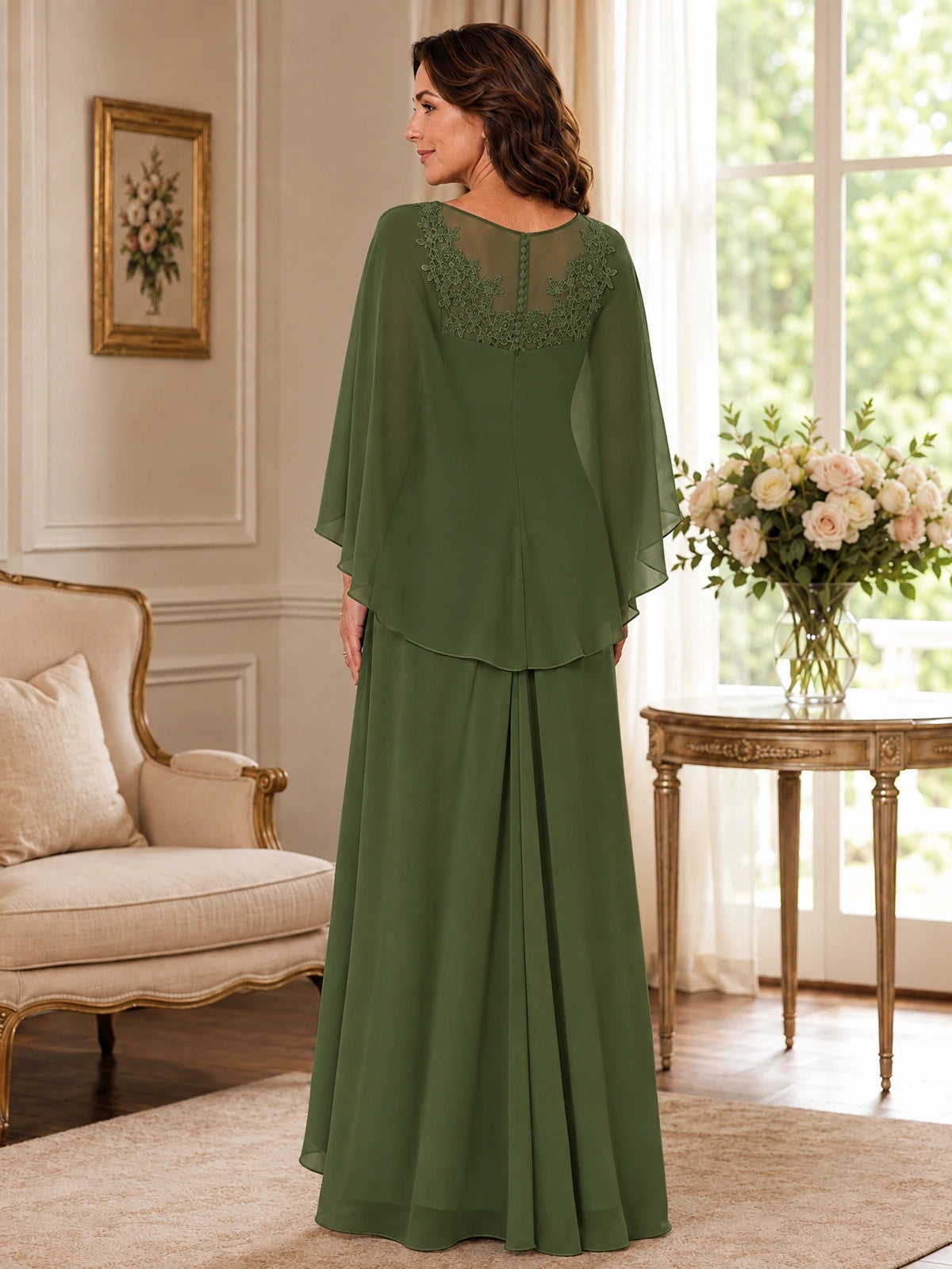 Elegant Chiffon Mother of the Bride Dress with Lace Applique and Cape Sleeves