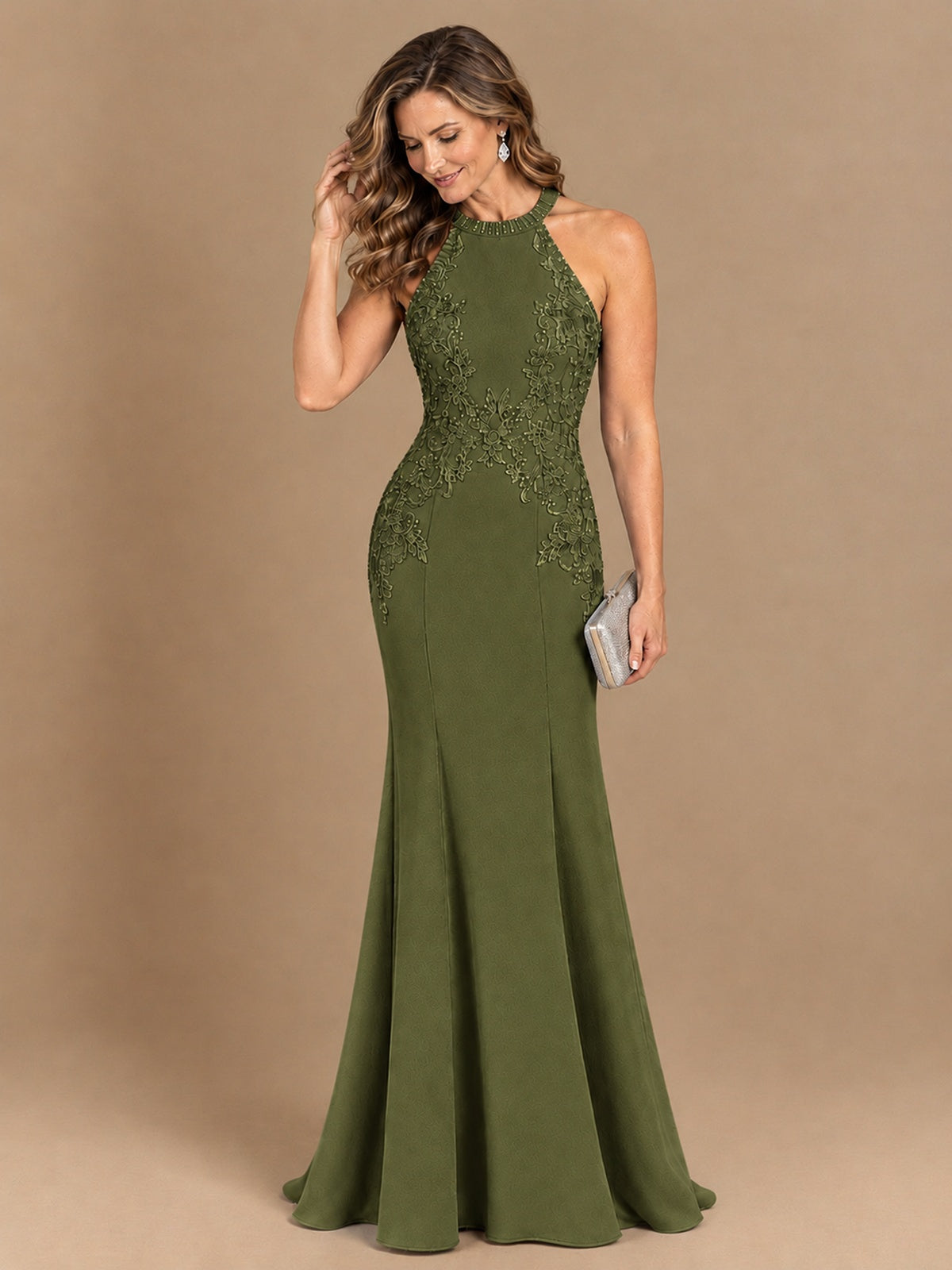 Halter Neckline Lace Appliques Mother of The Bride Dresses