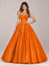 Strapless Sweetheart Tulle Ball Gown Prom Dress with Lace Appliques