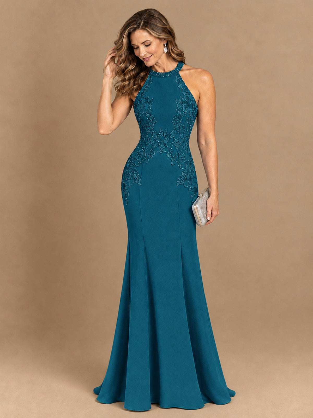 Halter Neckline Lace Appliques Mother of The Bride Dresses