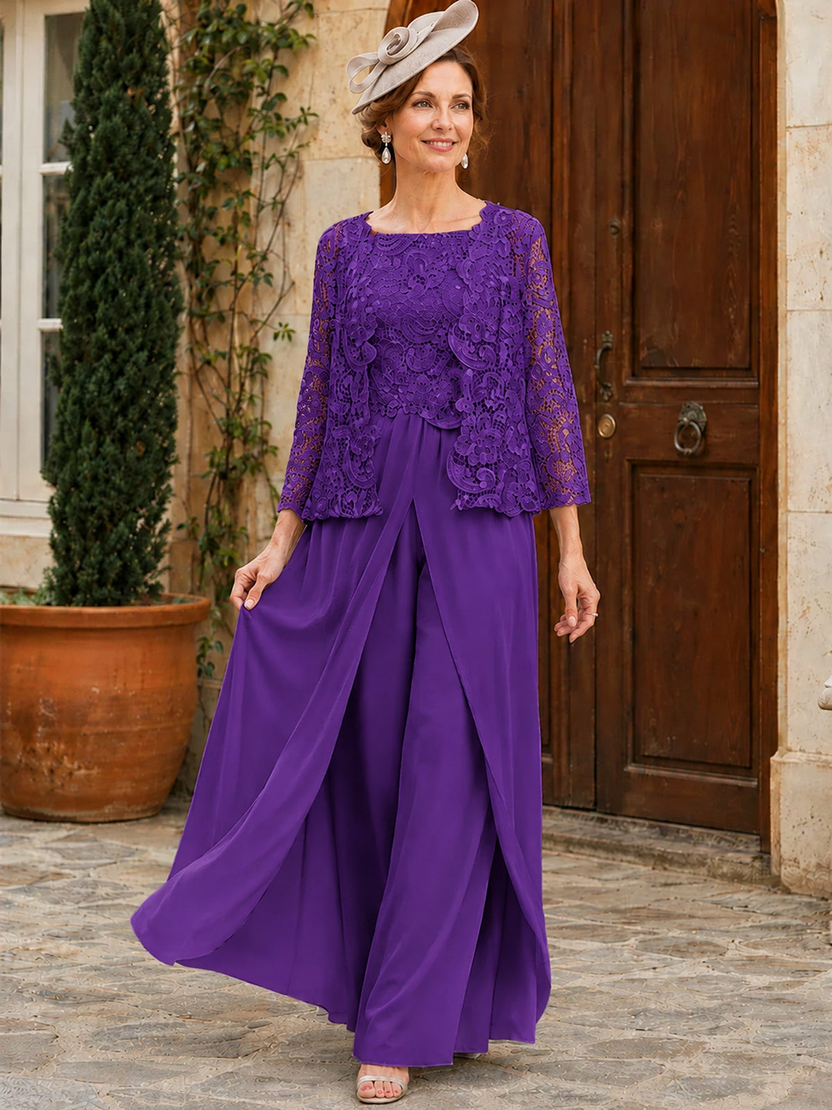 Elegant 3-Piece Chiffon Mother of the Bride Pantsuit with Floral Applique Jacket