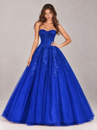 Strapless Sweetheart Tulle Ball Gown Prom Dress with Lace Appliques