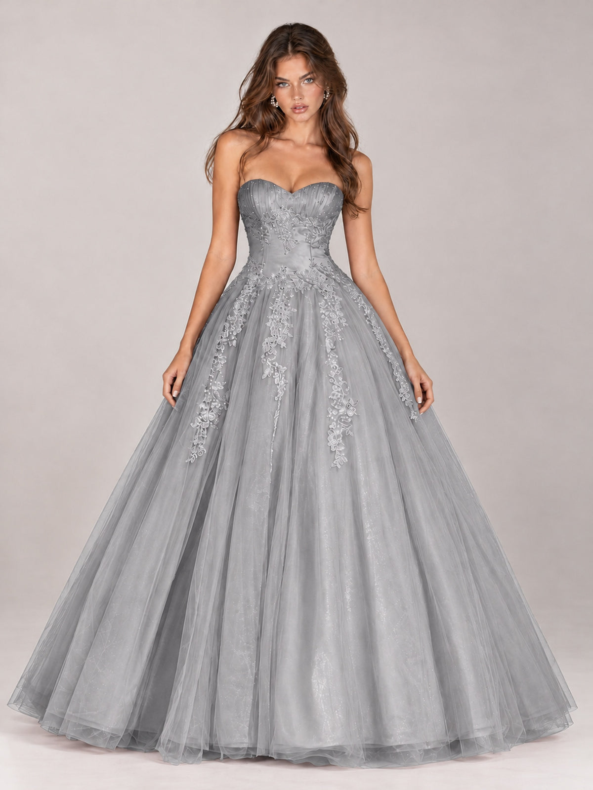 Strapless Sweetheart Tulle Ball Gown Prom Dress with Lace Appliques