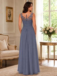 Elegant Chiffon Mother of the Bride Dress with Lace Applique and Cape Sleeves