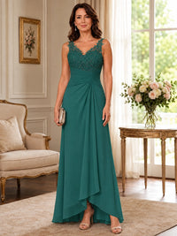 Elegant Chiffon Mother of the Bride Dress with Lace Applique and Cape Sleeves