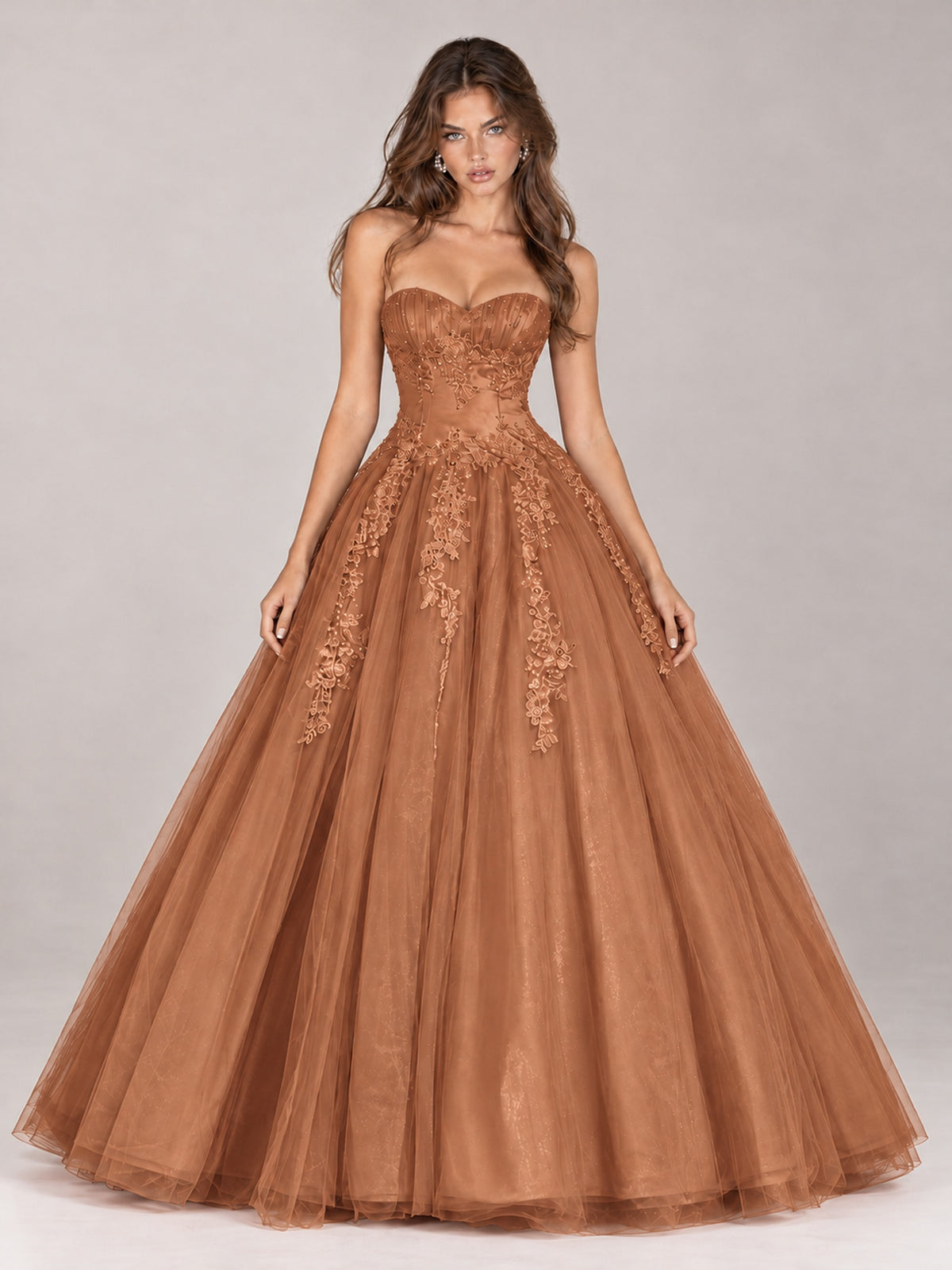 Strapless Sweetheart Tulle Ball Gown Prom Dress with Lace Appliques