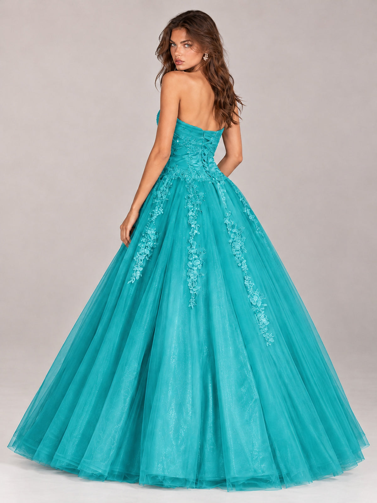 Strapless Sweetheart Tulle Ball Gown Prom Dress with Lace Appliques