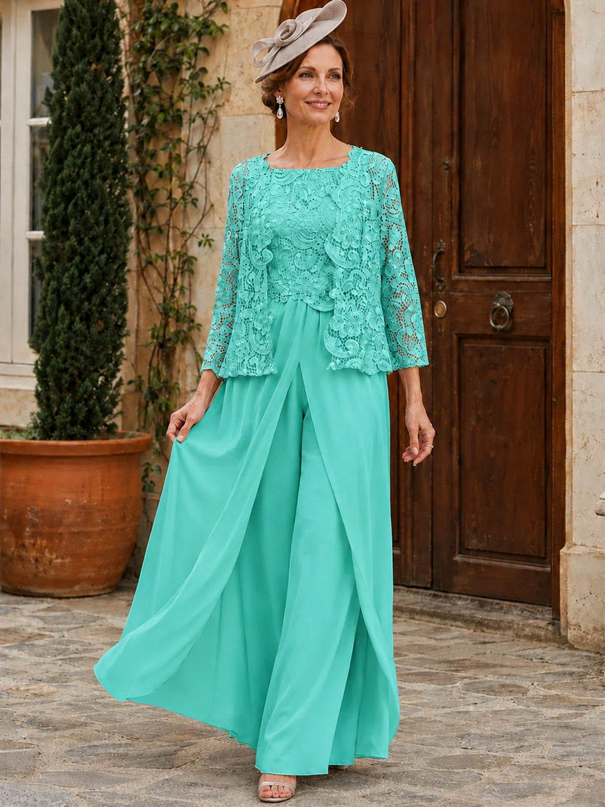 Elegant 3-Piece Chiffon Mother of the Bride Pantsuit with Floral Applique Jacket