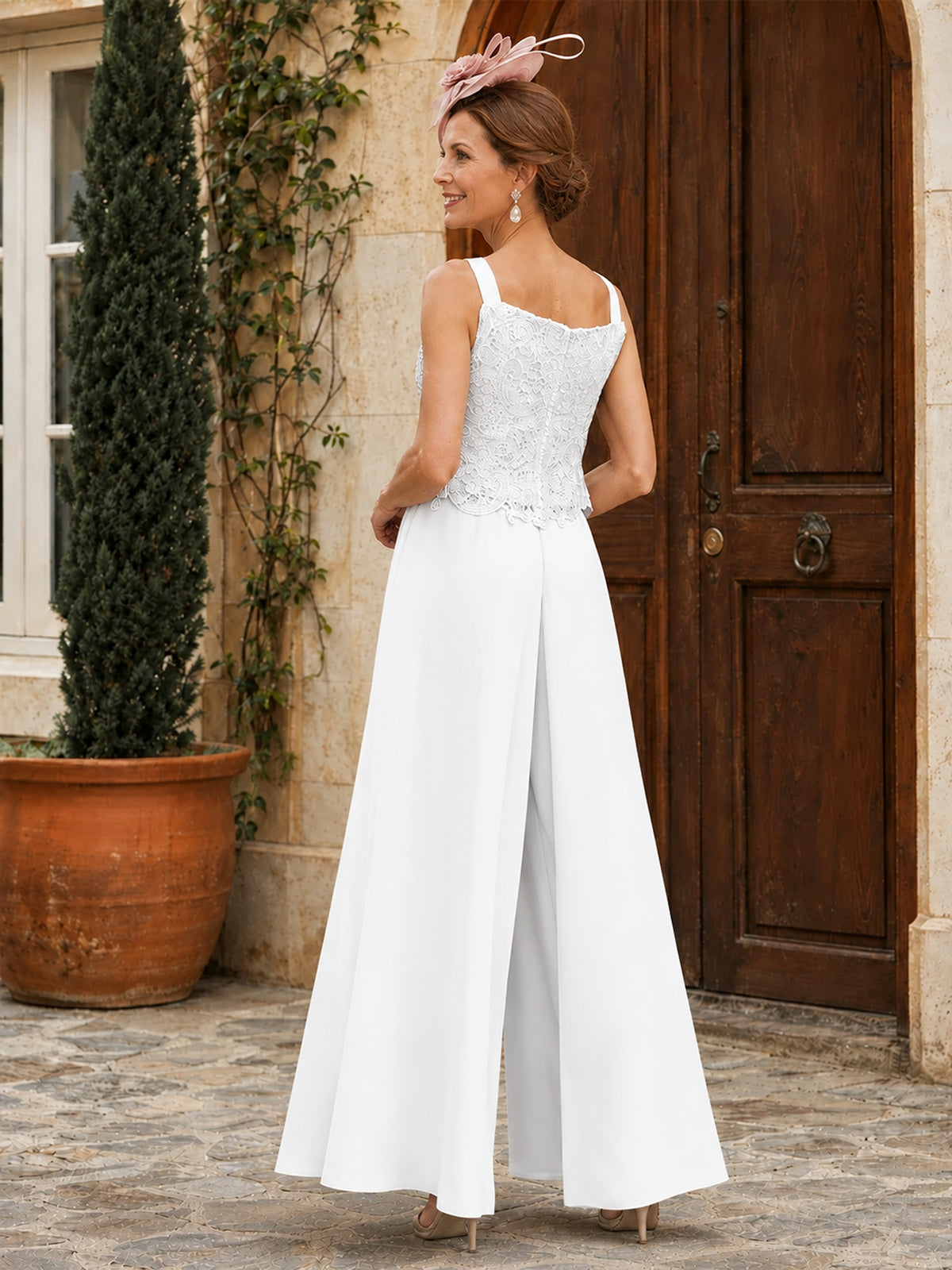 Elegant 3-Piece Chiffon Mother of the Bride Pantsuit with Floral Applique Jacket