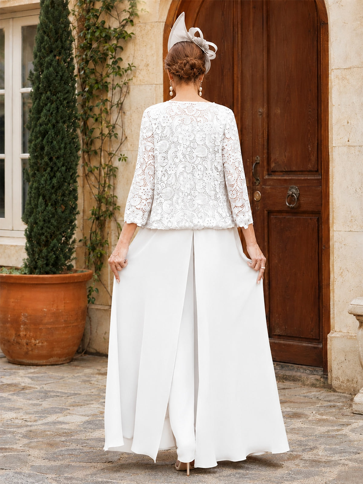 Elegant 3-Piece Chiffon Mother of the Bride Pantsuit with Floral Applique Jacket