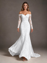 Sweetheart mermaid lace bridal gown