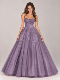 Strapless Sweetheart Tulle Ball Gown Prom Dress with Lace Appliques