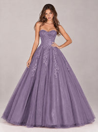 Strapless Sweetheart Tulle Ball Gown Prom Dress with Lace Appliques