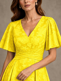 V-Neck Floral Jacquard Tea-Length Mother of the Bride Dress