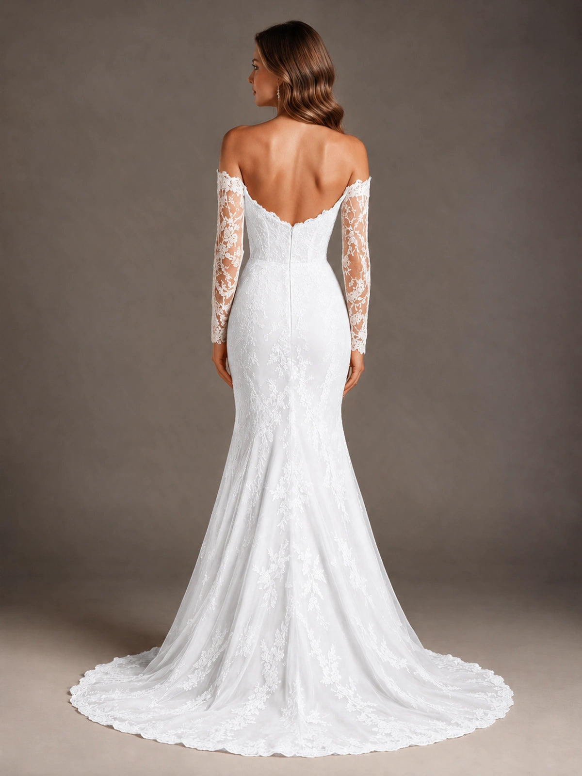Sweetheart mermaid lace bridal gown
